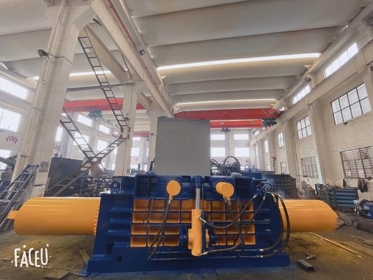 Buy PLC Control Metal Recycling Baler Machine Automatic 800Tons Power 700*700mm online manufacture