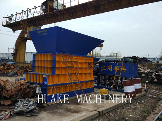 Buy Efficient scrap metal container Shear 800tons Cutting Force Automated PLC Control online manufacture