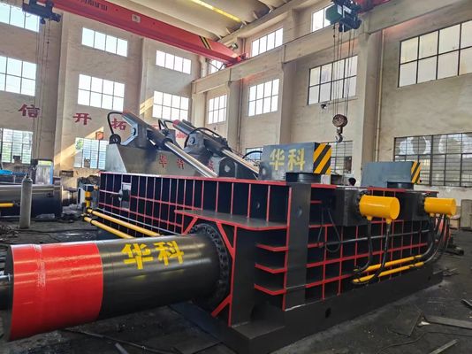 Buy Versatile Scrap Metal Baler Press With 3x37KW Motors And Remote PLC Control online manufacture