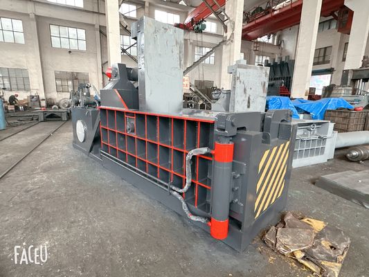 Buy Fully Auto Large Bale Scrap Metal Baling Device 3 Sets Of 18.5kw Motor online manufacture