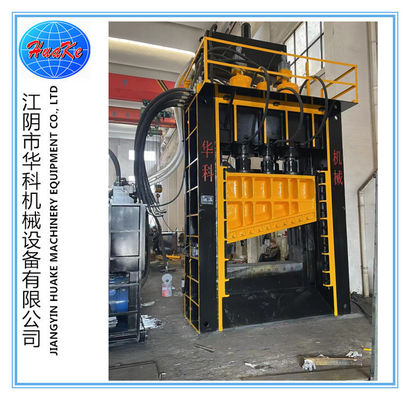 Buy Rear-Push Hydraulic Scrap Shear with Adjustable Cutting Length and 655 Tons Shearing Force via PLC Control online manufacture